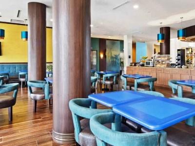 Western Miami Executive Airport And 3* Country Walk