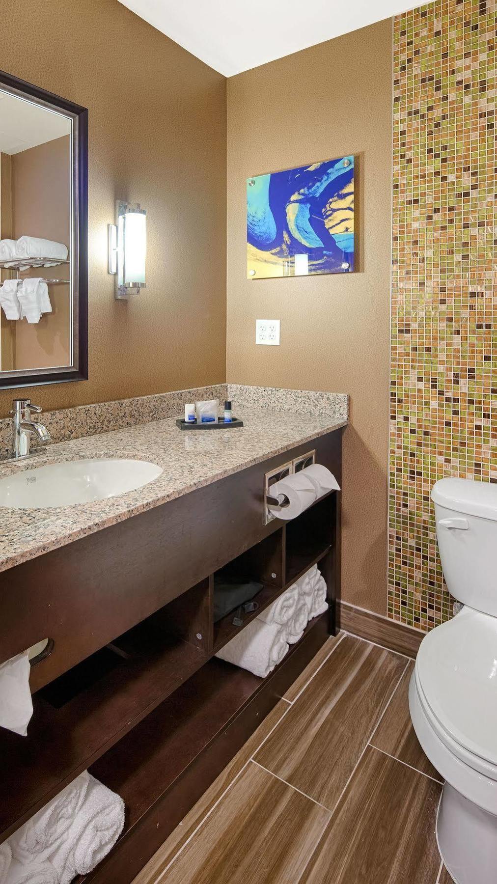 Western Miami Executive Airport And 3*